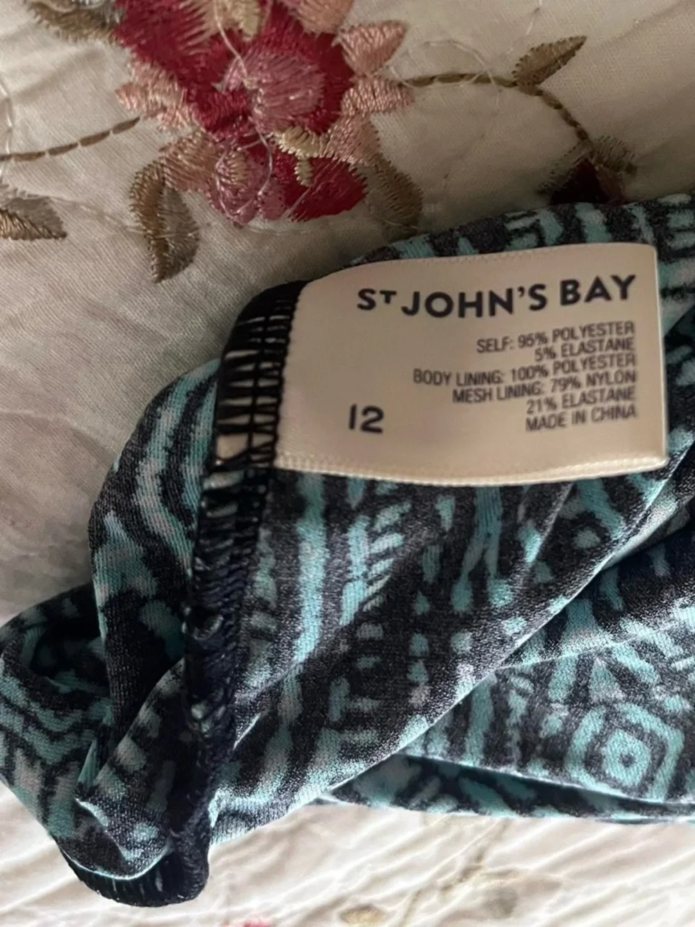 2000s St. John's Bay Teal and Black Patterned Halter Top/Tankini - Picture 2 of 8